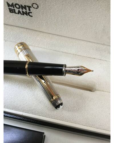 Montblanc Meisterstück collection Solitaire Doué Fountain Pen - MB1441