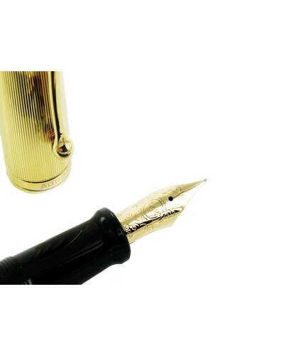 Aurora penna stilografica 801 Linea 88 C con pennino dorato - 801-88C