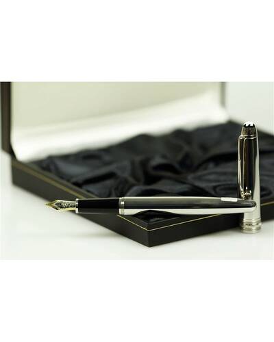 Montblanc Meisterstück Solitaire Stainless Steel Classique Fountain pen - MB23144